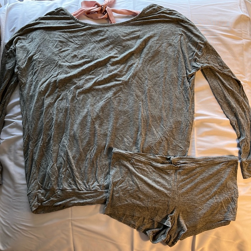 Long sleeve pajama set